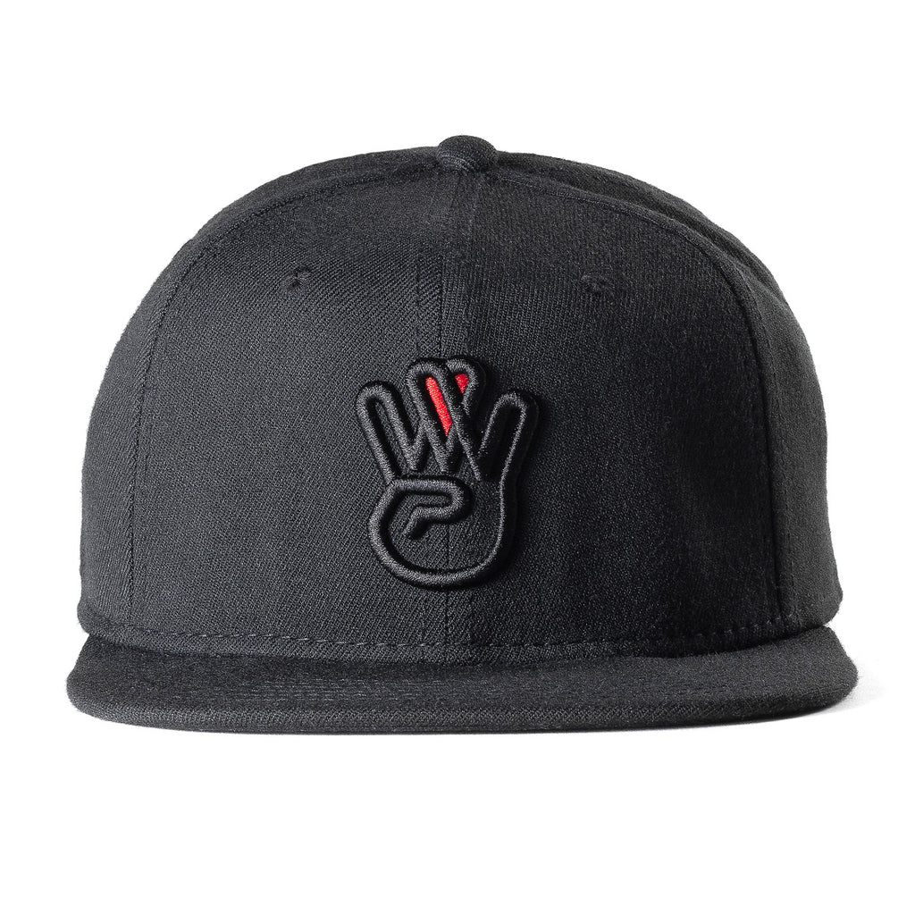 All black sale snapback cap